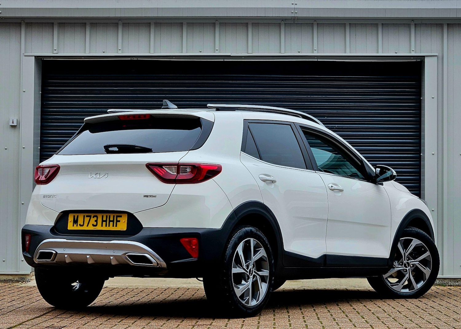 Used Kia Stonic 2023 for sale - 76995735: Photo 7