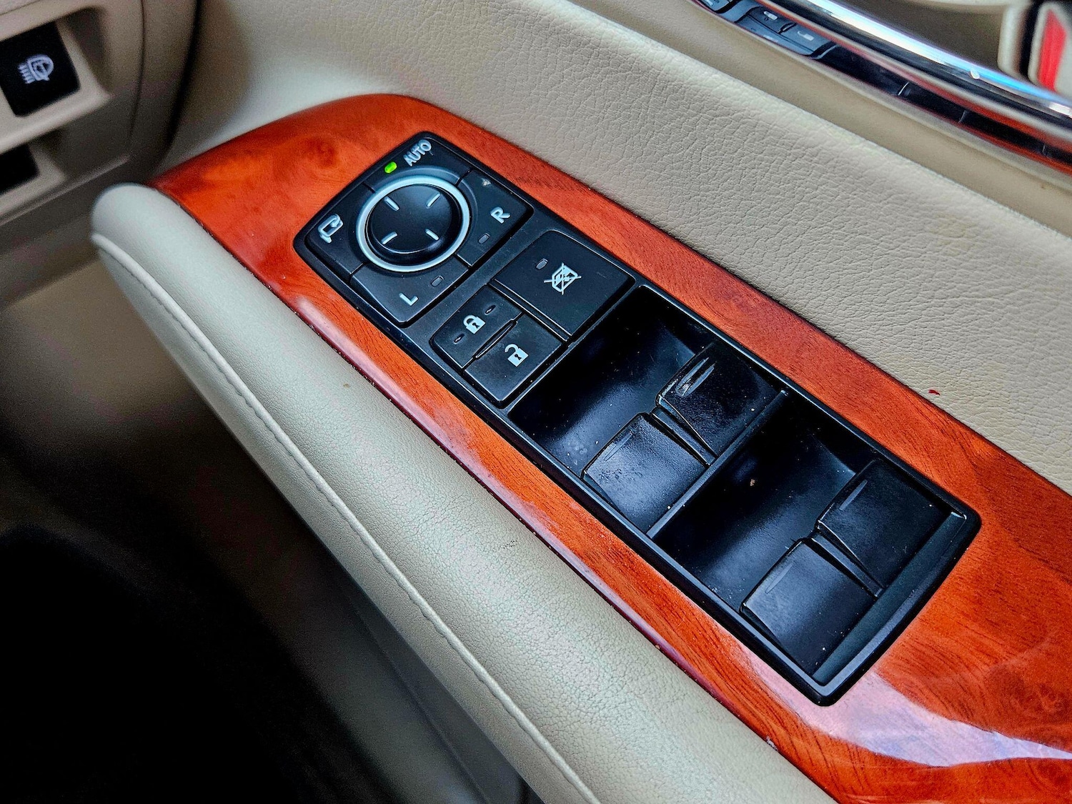 Used Lexus RX 2010 for sale - 76562164: Photo 25