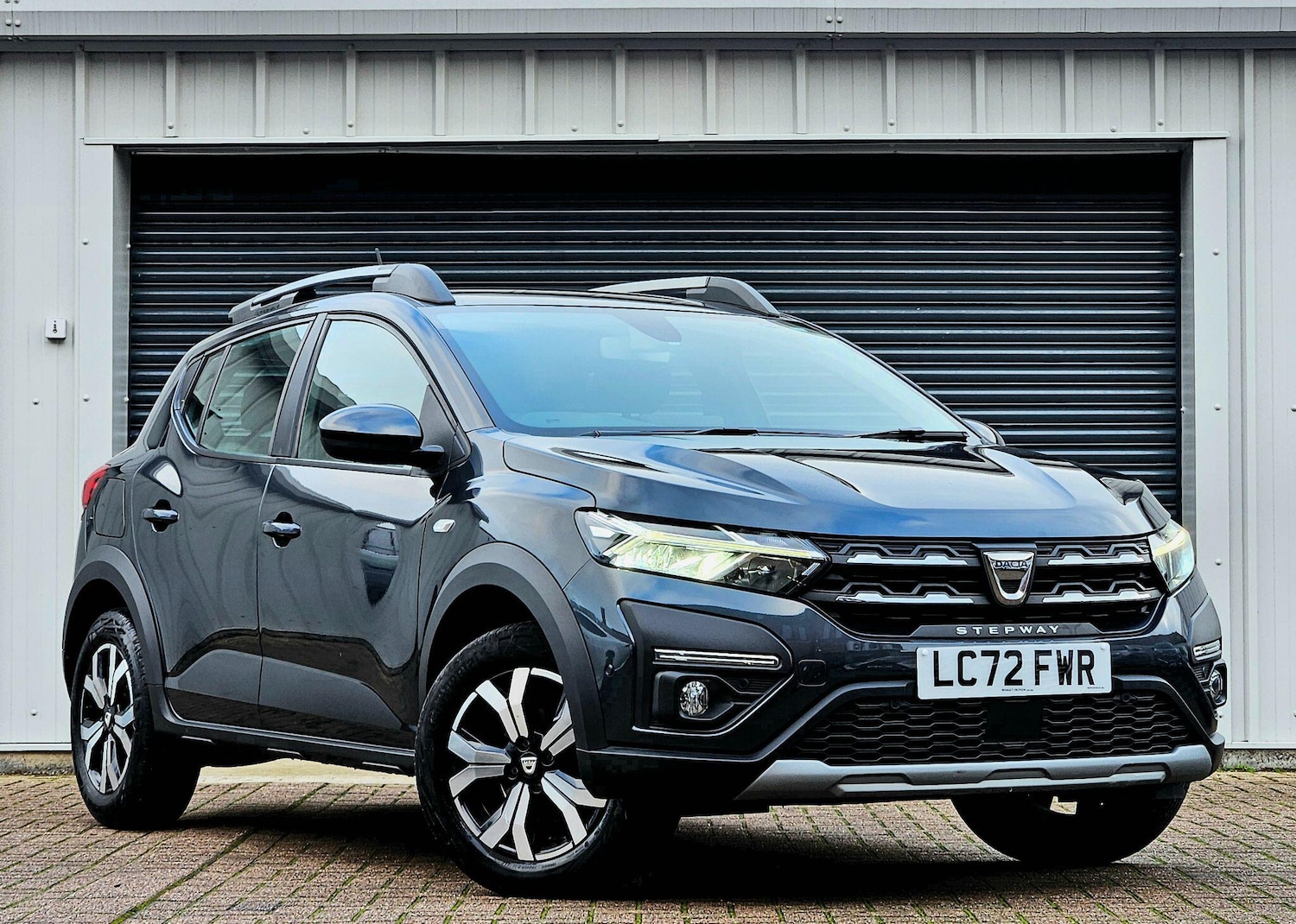 Used Dacia Sandero Stepway 2022 for sale - 76742627: Photo 3