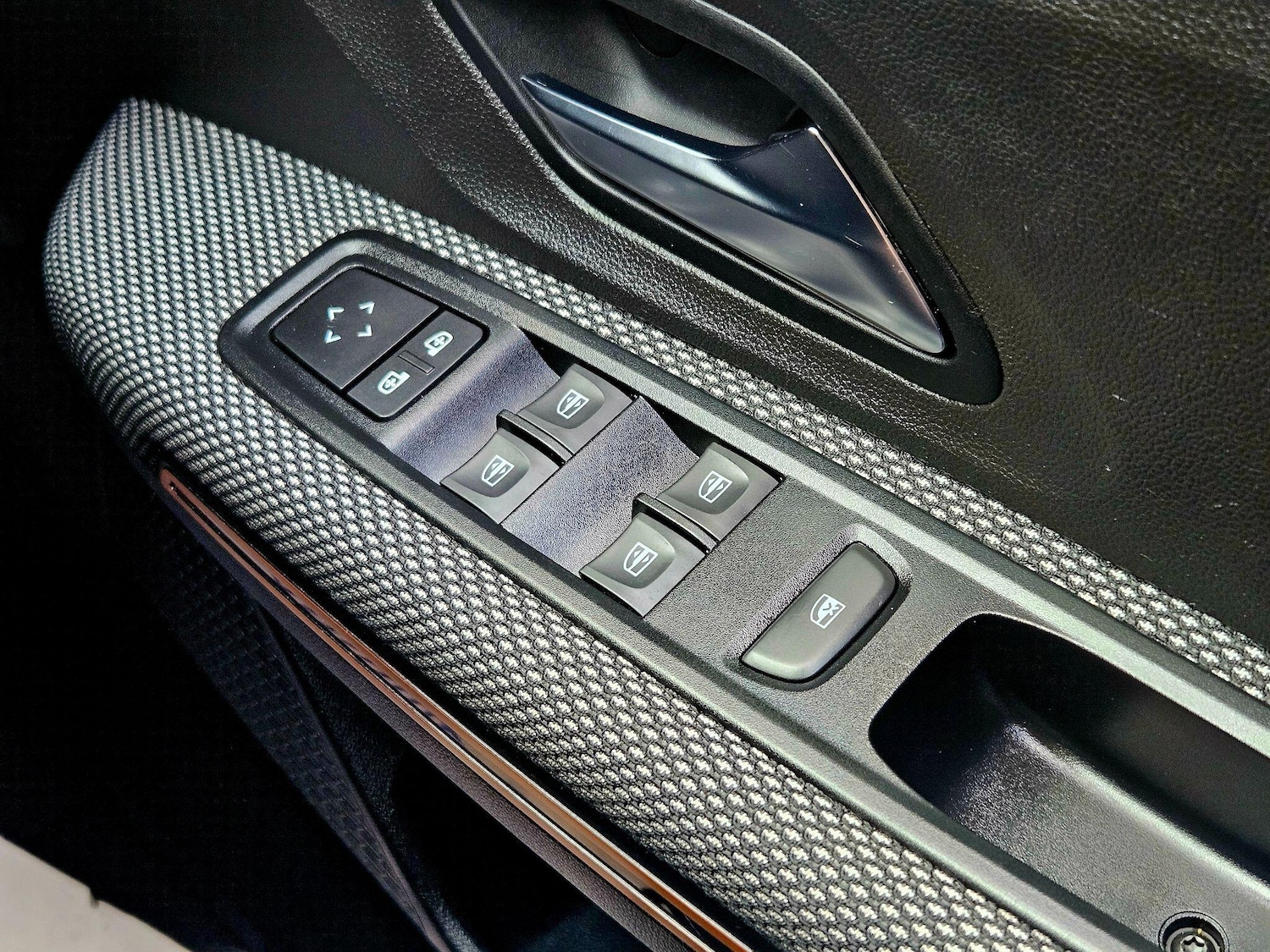 Used Dacia Sandero Stepway 2022 for sale - 76742627: Photo 30