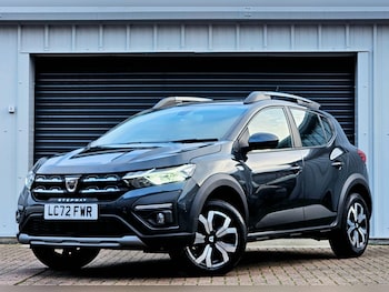 Used Dacia Sandero Stepway 2022 for sale - 76742627: Photo