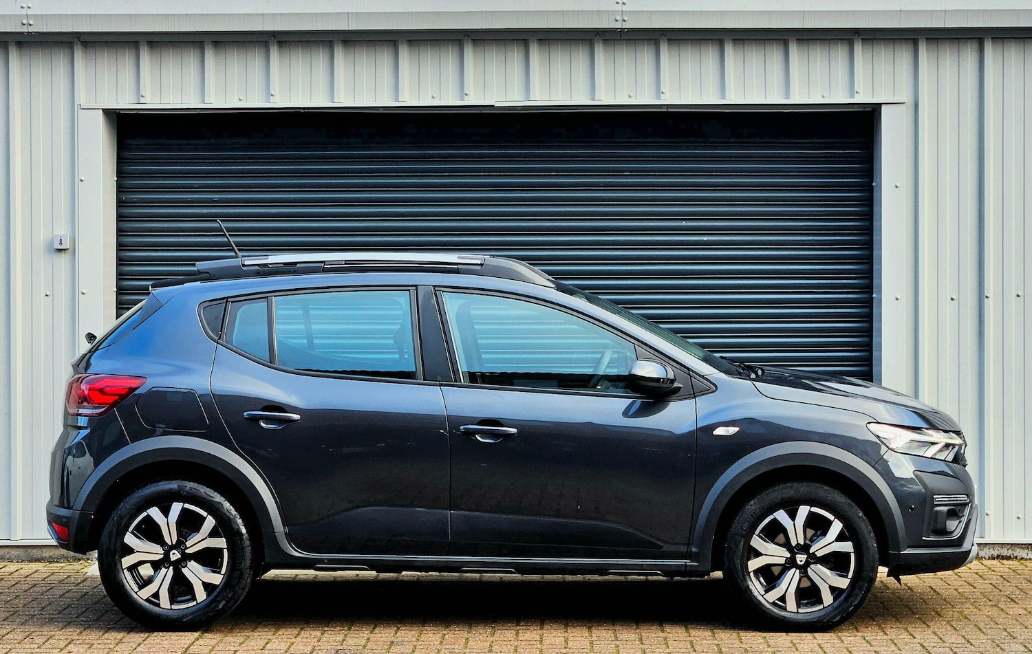 Used Dacia Sandero Stepway 2022 for sale - 76742627: Photo 9