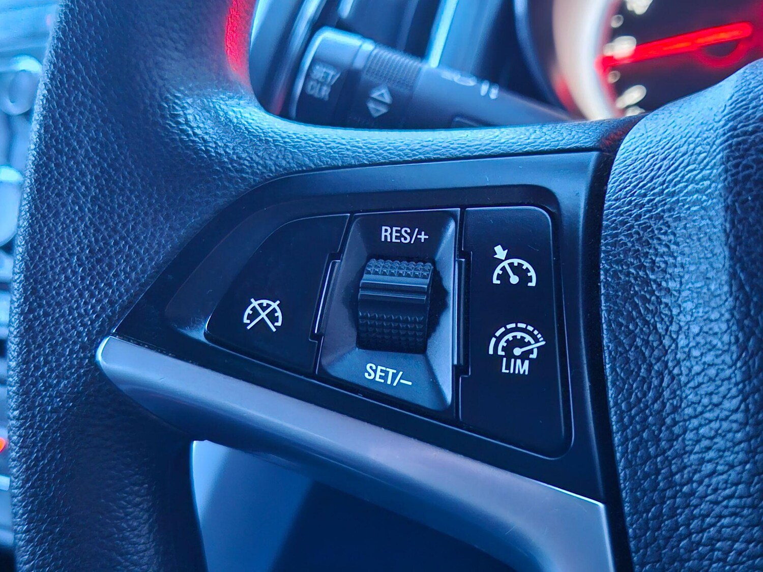 Used Vauxhall Zafira 2016 for sale - 77359255: Photo 17