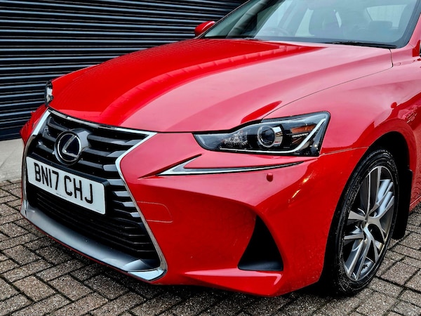 Used Lexus IS 2017 for sale - 76307781: Photo 12