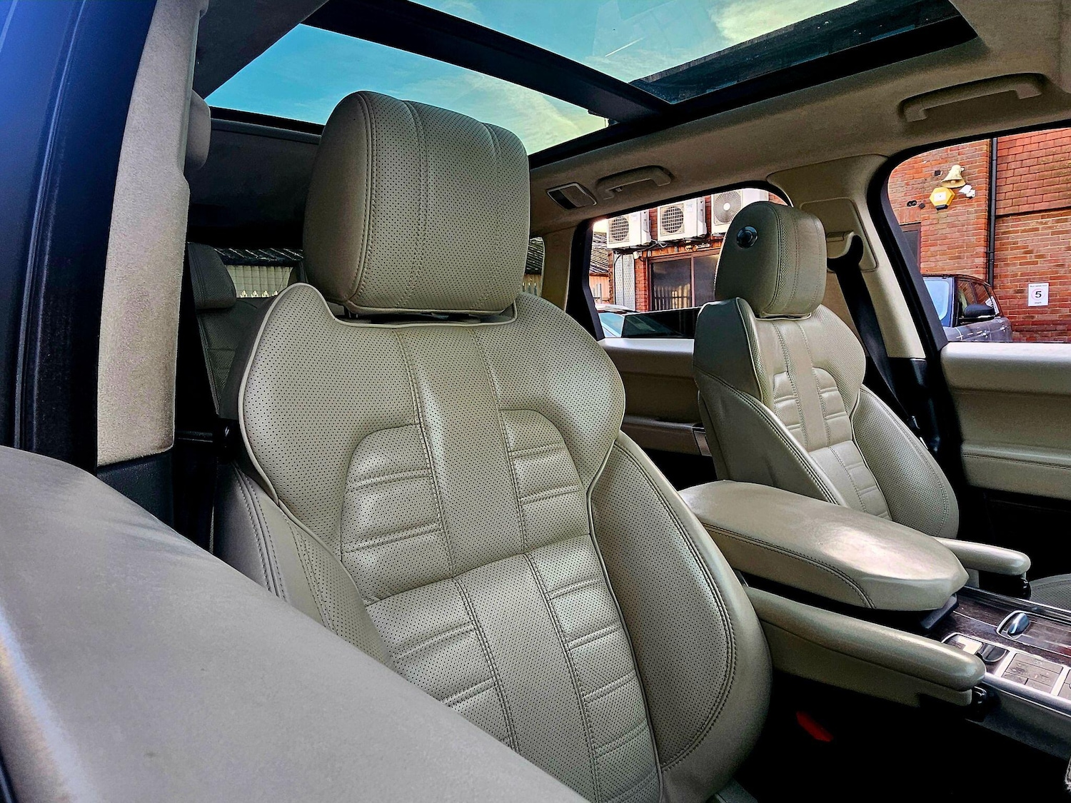 Used Land Rover Range Rover Sport 2015 for sale - 77203586: Photo 22