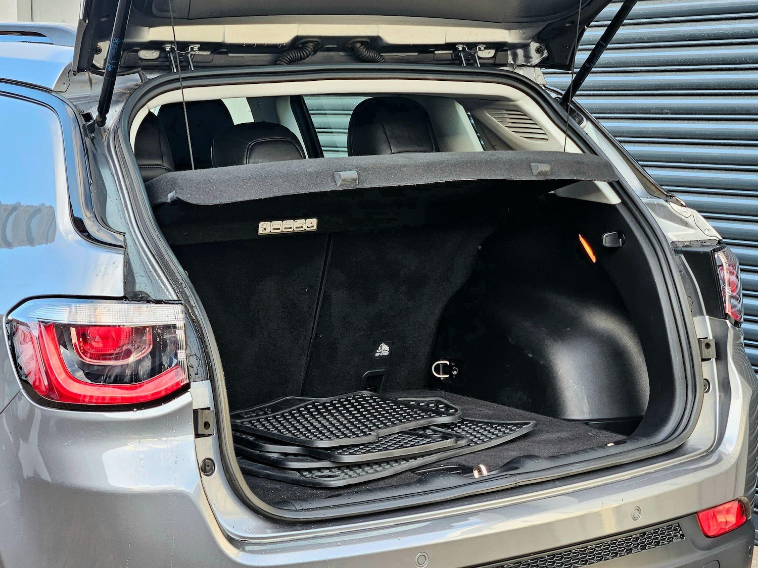 Used Jeep Compass 2020 for sale - 76780947: Photo 13