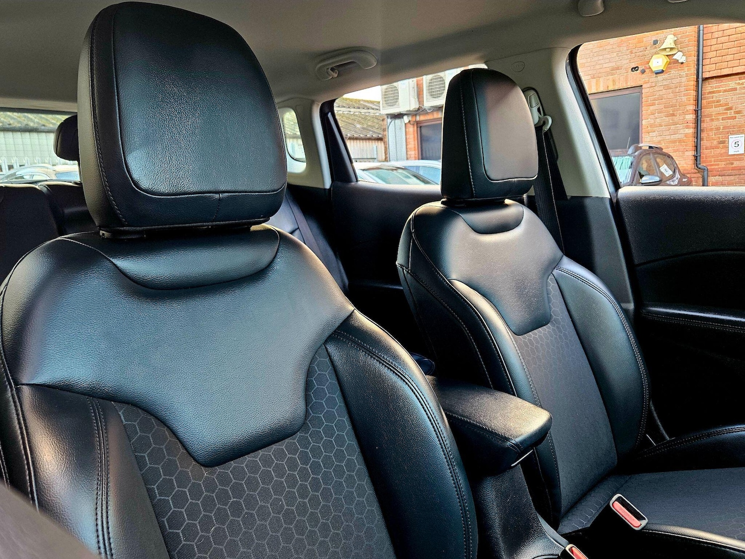 Used Jeep Compass 2020 for sale - 76780947: Photo 20