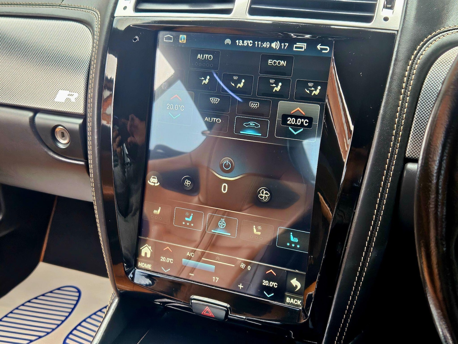 Used Jaguar XK 2011 for sale - 76992328: Photo 27