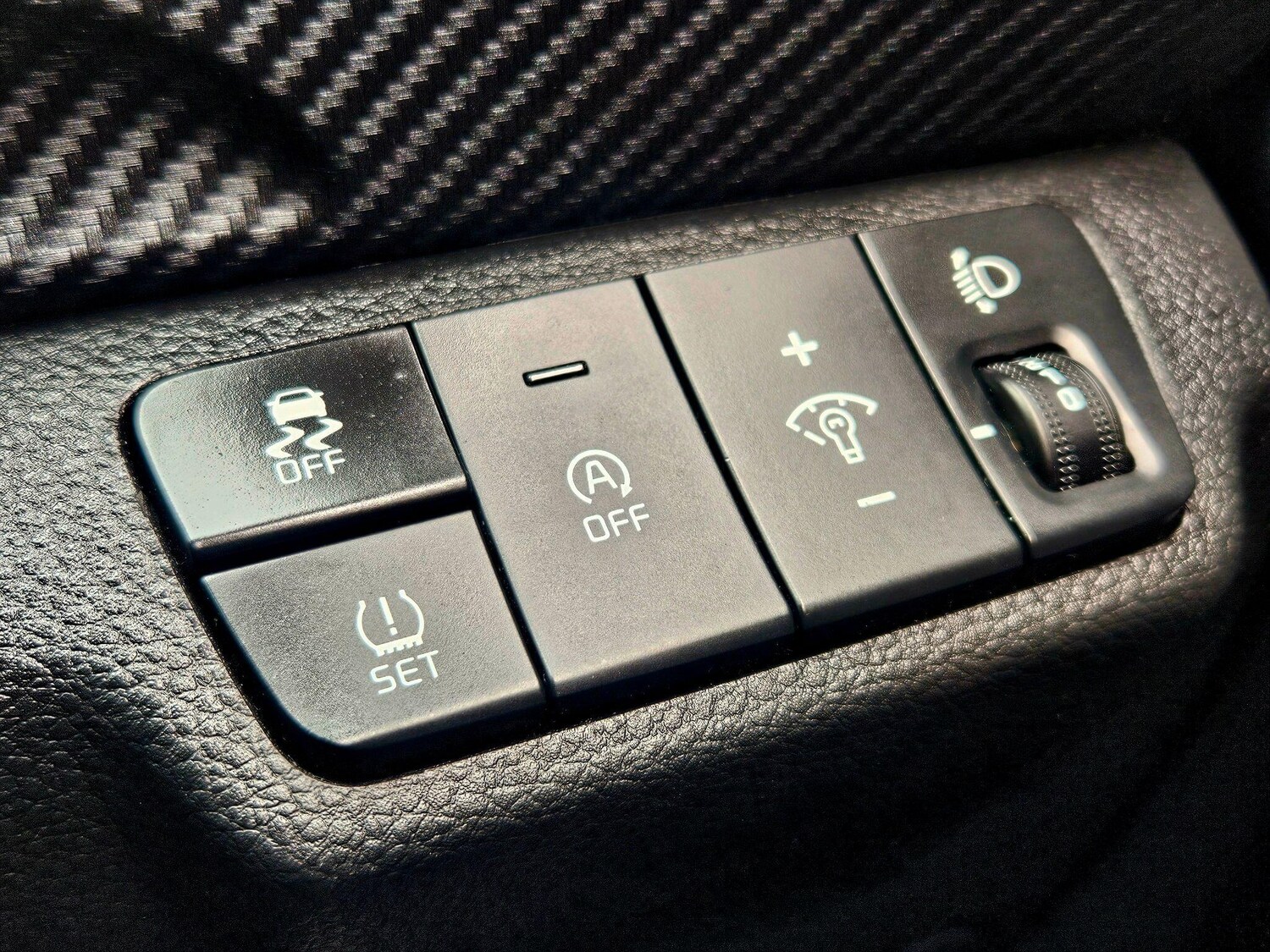 Used Kia Stonic 2023 for sale - 76201291: Photo 23