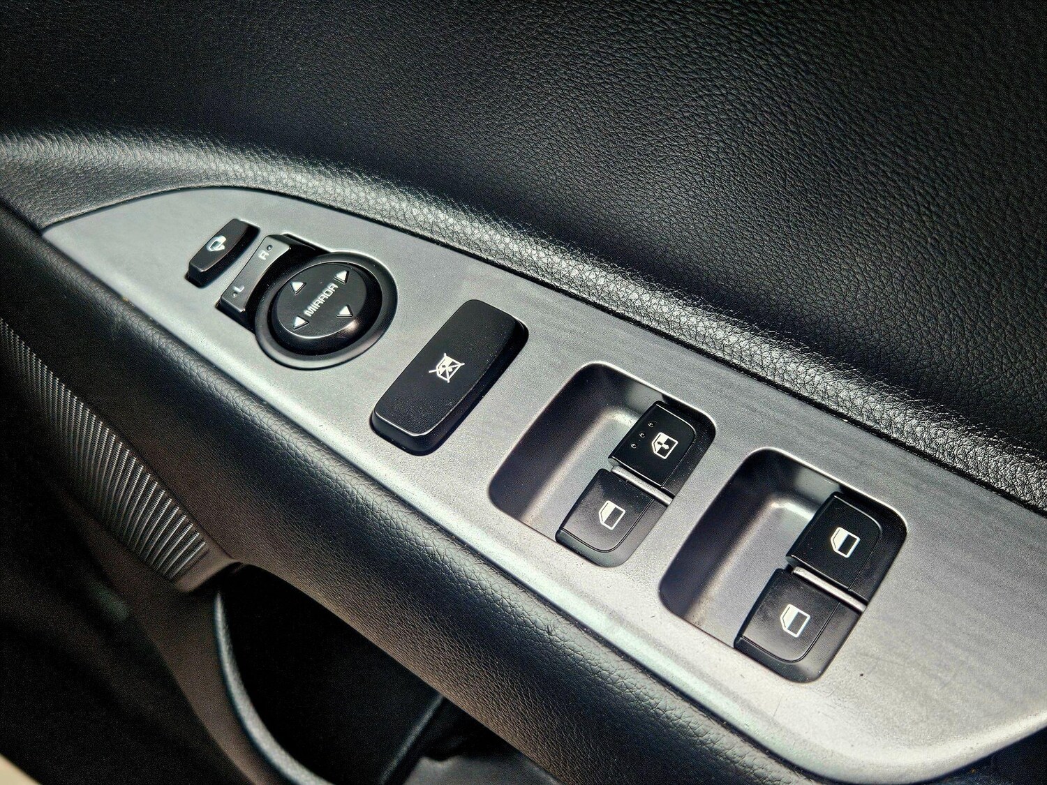 Used Kia Stonic 2023 for sale - 76201291: Photo 25