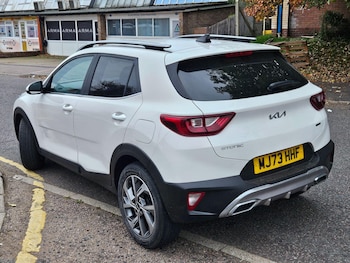 Used Kia Stonic 2023 for sale - 76201291: Photo