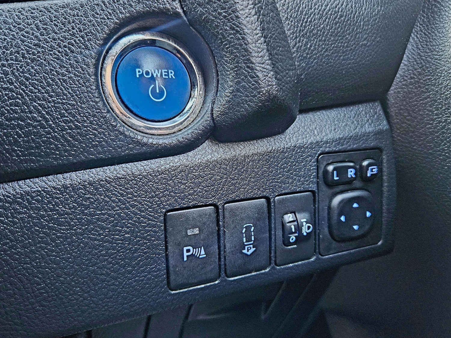 Used Toyota Auris 2013 for sale - 78058604: Photo 29