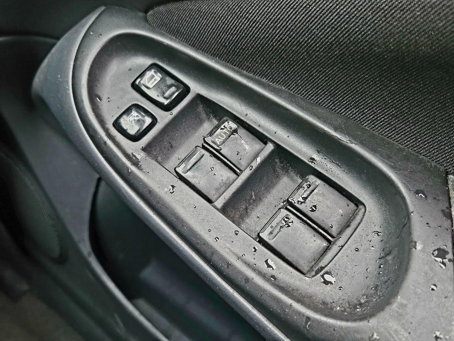 Used Nissan Almera 2004 for sale - 77144471: Photo 18