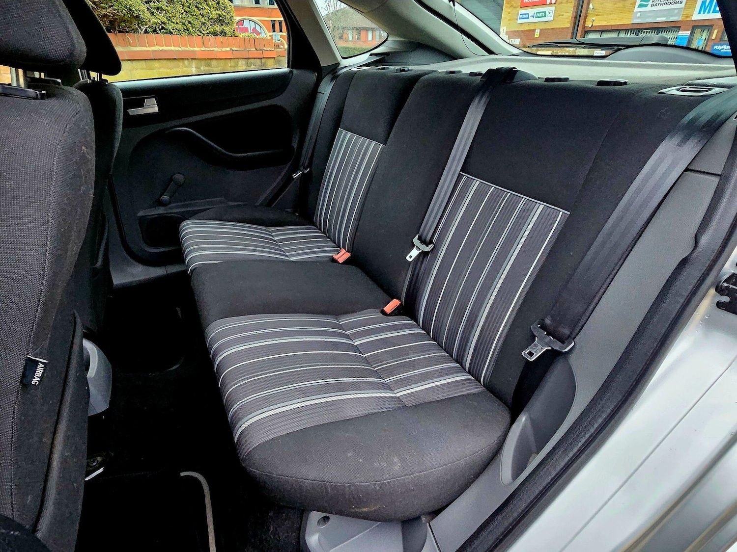 Used Ford Focus 2010 for sale - 77067210: Photo 12