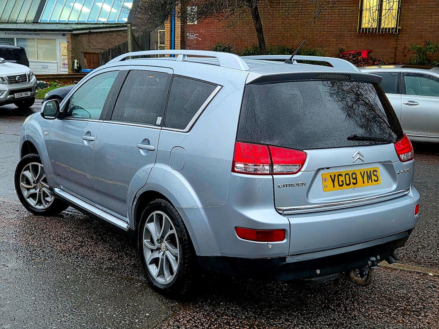 Used Citroen C-Crosser 2009 for sale - 76997294: Photo 3