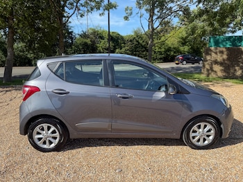 Used Hyundai i10 2015 for sale - 78897468: Photo