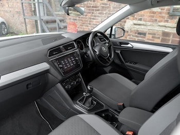Used Volkswagen Tiguan 2019 for sale - 79438391: Photo