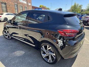 Used Renault Clio 2022 for sale - 79203313: Photo