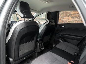Used Renault Captur 2020 for sale - 79203315: Photo