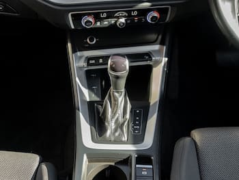 Used Audi Q3 2023 for sale - 79608126: Photo