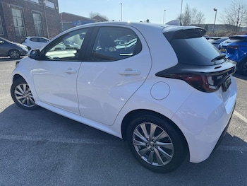 Used Toyota Yaris 2022 for sale - 79203296: Photo