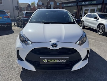 Used Toyota Yaris 2022 for sale - 79203309: Photo