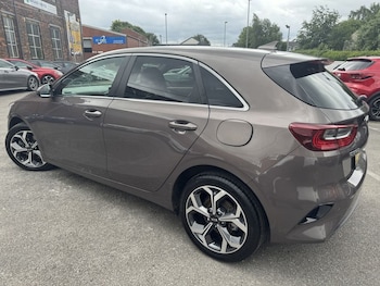 Used Kia Ceed 2021 for sale - 79203324: Photo