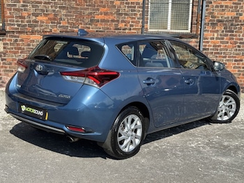 Used Toyota Auris 2015 for sale - 79196842: Photo