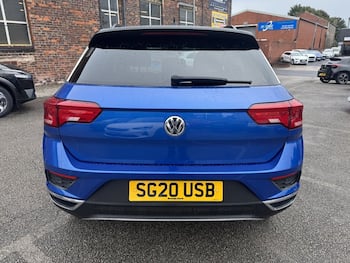 Used Volkswagen T-Roc 2020 for sale - 79675422: Photo