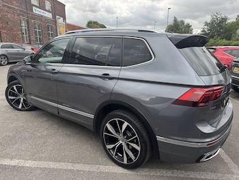 Used Volkswagen Tiguan Allspace 2023 for sale - 79203339: Photo
