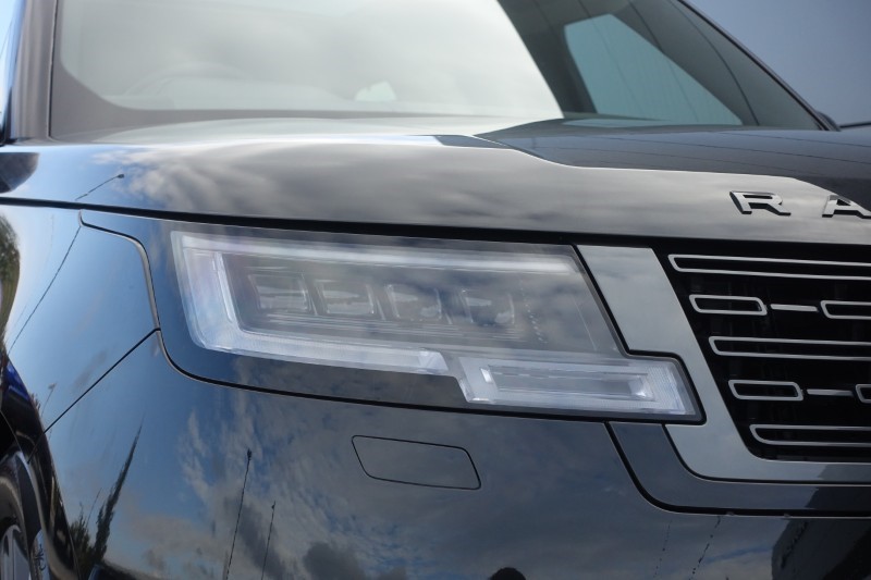 Used Land Rover Range Rover 2025 for sale - 76981477: Photo 16