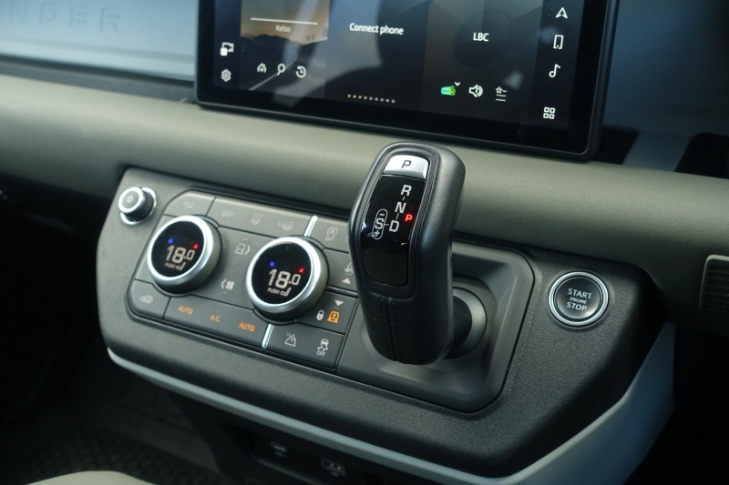 Used Land Rover Defender 2020 for sale - 78042289: Photo 13