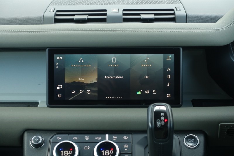 Used Land Rover Defender 2020 for sale - 78042289: Photo 14