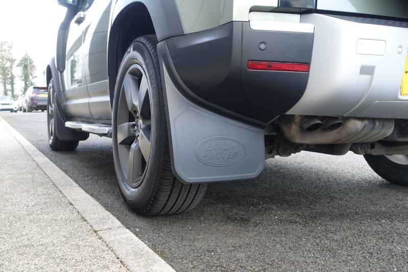 Used Land Rover Defender 2020 for sale - 78042289: Photo 32