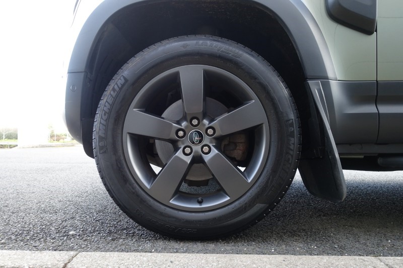 Used Land Rover Defender 2020 for sale - 78042289: Photo 34