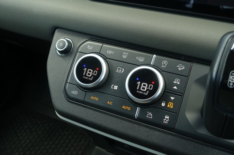 Used Land Rover Defender 2020 for sale - 78042289: Photo 48