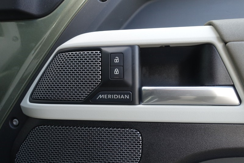 Used Land Rover Defender 2020 for sale - 78042289: Photo 54