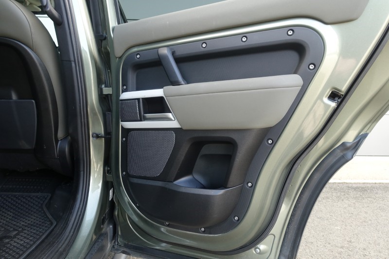 Used Land Rover Defender 2020 for sale - 78042289: Photo 56