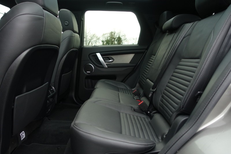 Used Land Rover Discovery Sport 2024 for sale - 76981258: Photo 4