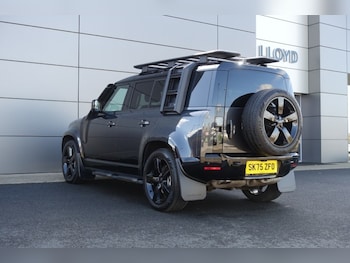 Used Land Rover Defender 2025 for sale - 78249961: Photo