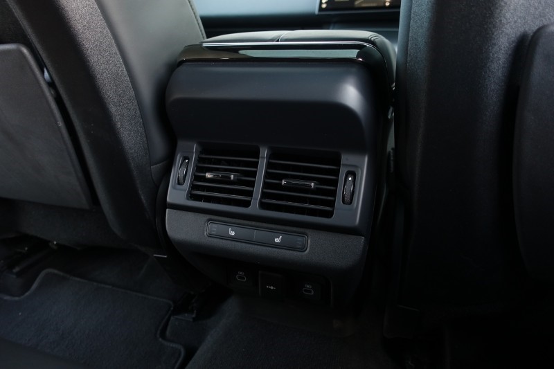 Used Land Rover Range Rover Evoque 2024 for sale - 76982316: Photo 18