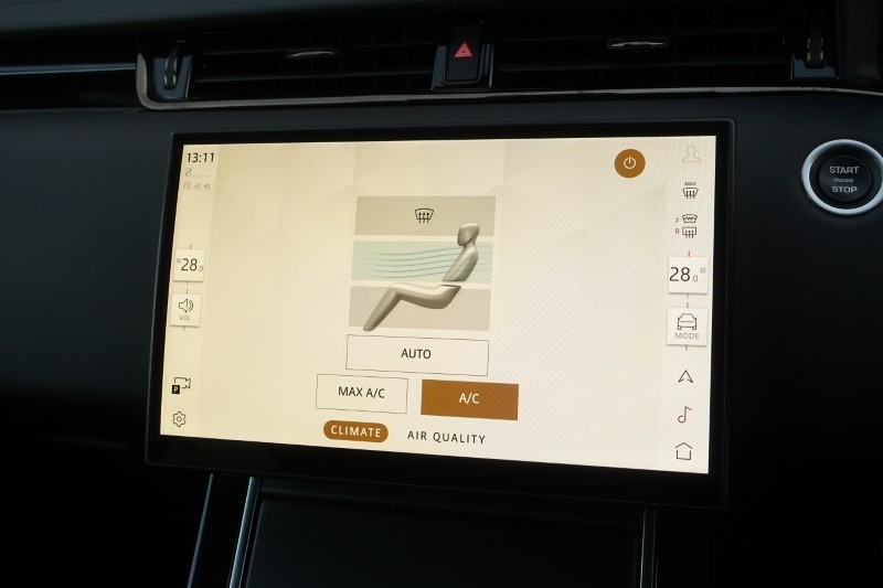 Used Land Rover Range Rover Evoque 2024 for sale - 76982316: Photo 31