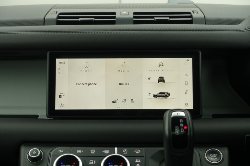 Used Land Rover Defender 2024 for sale - 77945563: Photo 14