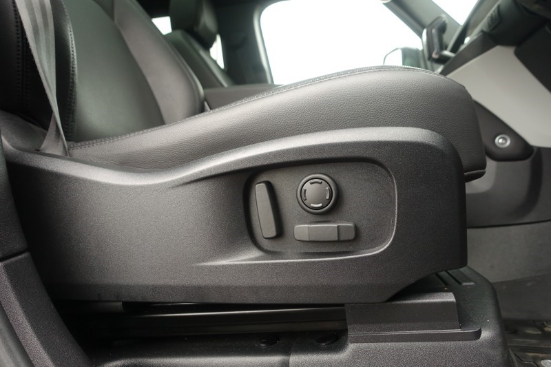 Used Land Rover Defender 2024 for sale - 77945563: Photo 53