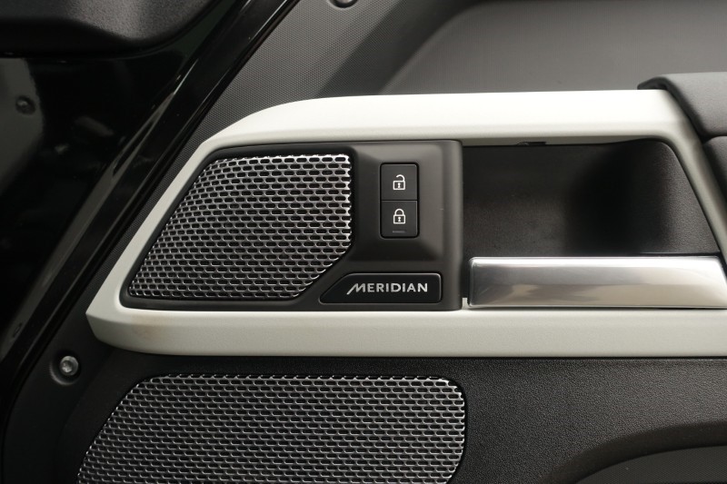 Used Land Rover Defender 2024 for sale - 77945563: Photo 55