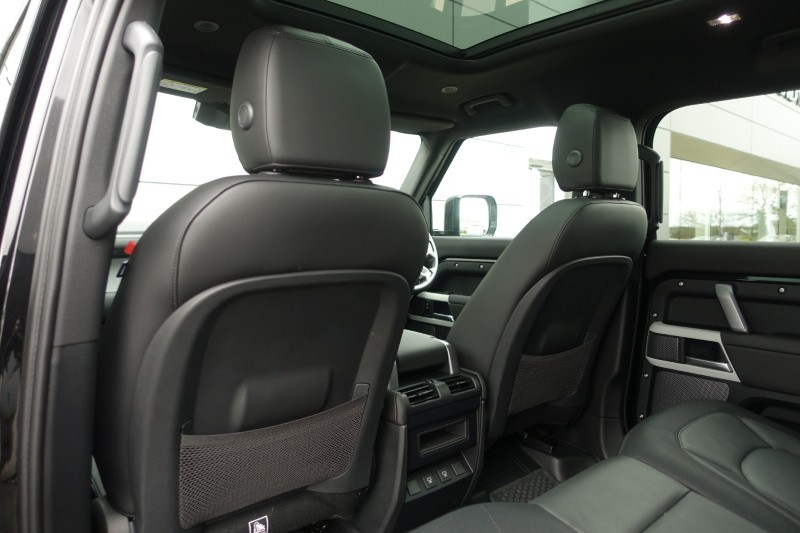 Used Land Rover Defender 2024 for sale - 77945563: Photo 62