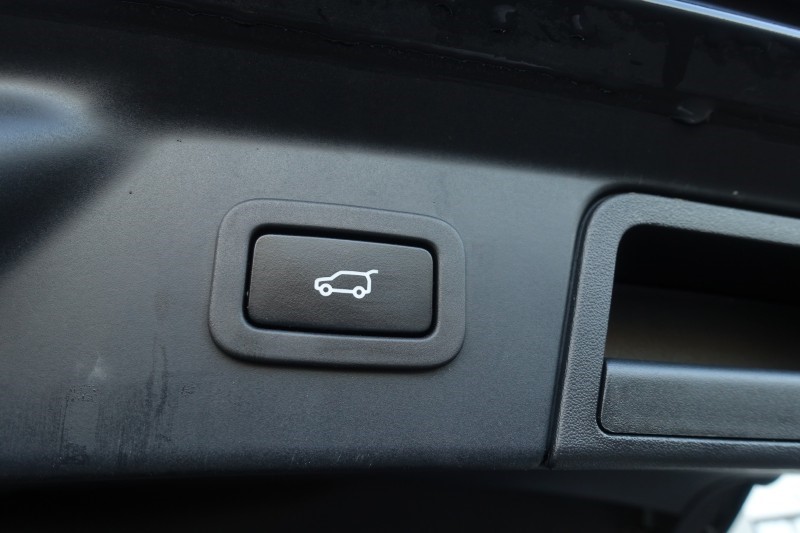 Used Land Rover Range Rover Velar 2022 for sale - 76982422: Photo 33