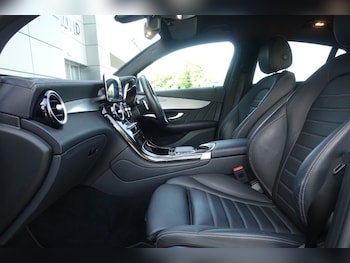 Used Mercedes-Benz GLC 2021 for sale - 79067223: Photo