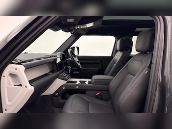 Used Land Rover Defender 2025 for sale - 79593693: Photo