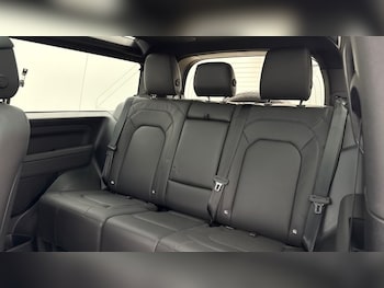 Used Land Rover Defender 2025 for sale - 79593693: Photo